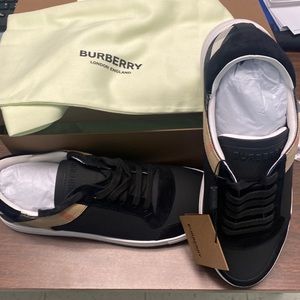 NWT mens Burberry sneakers
